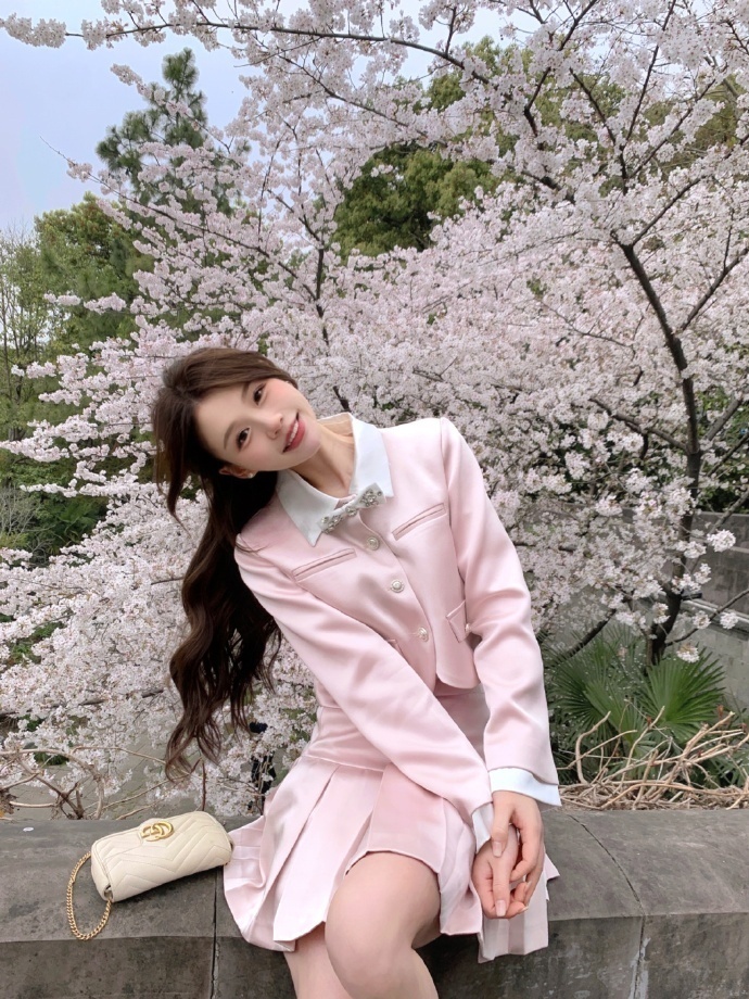 谢贤生命终结：ICU昏迷中等待儿子归来，享年89岁