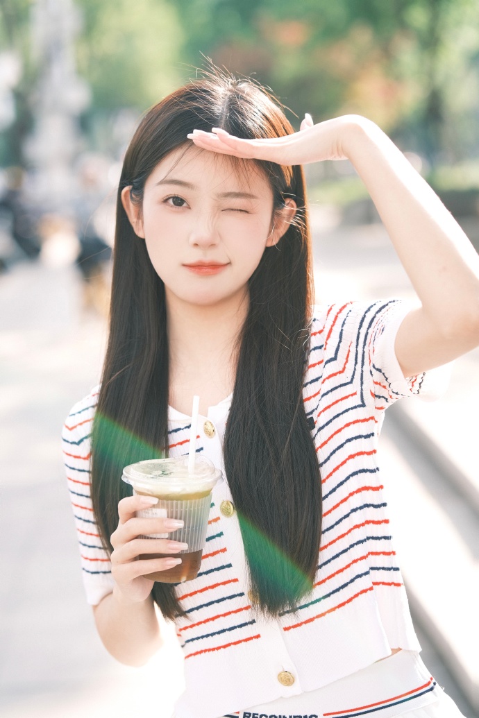 美丽人生 封面